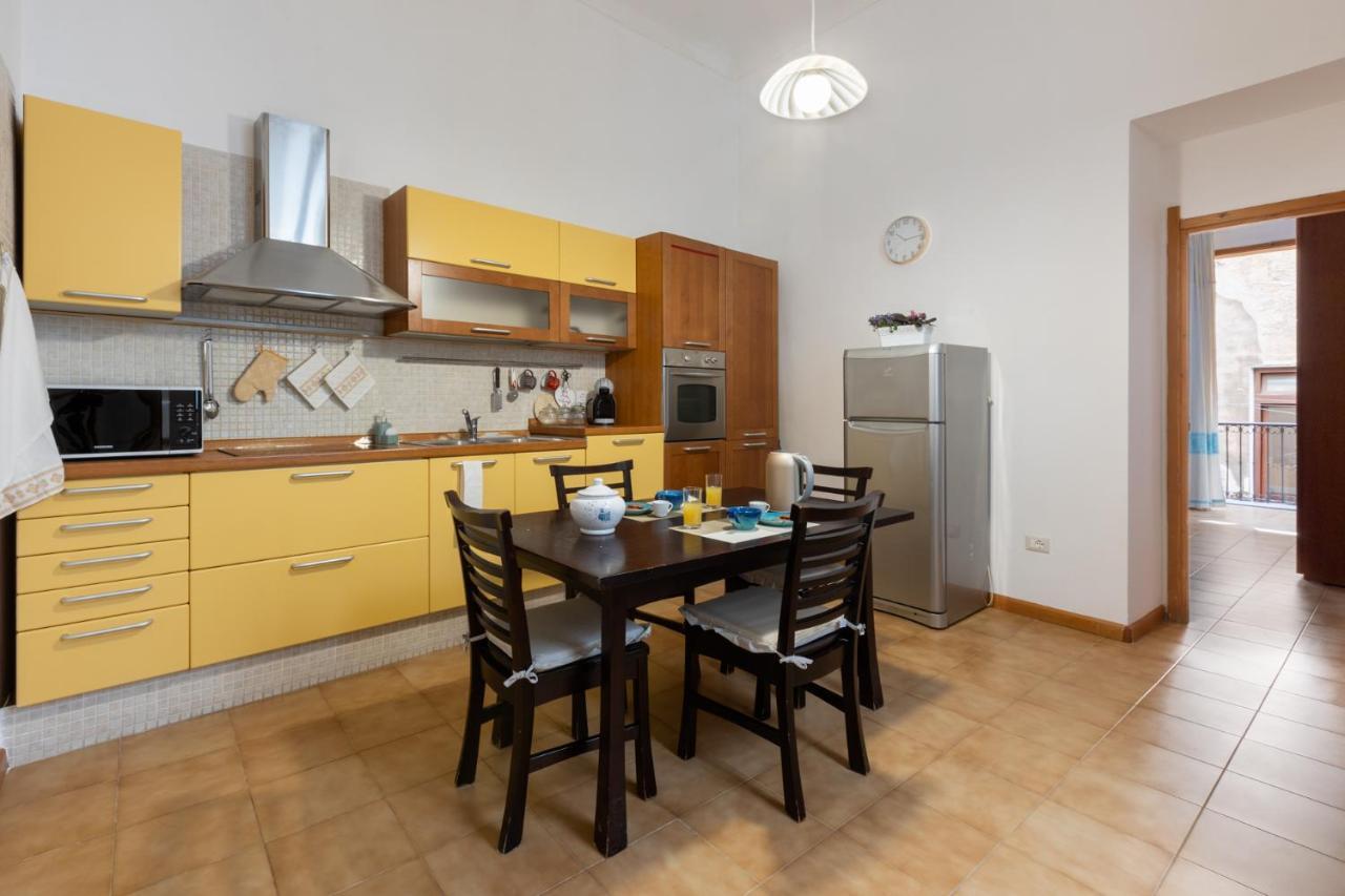 Casa Del Duomo Apartment Cagliari Luaran gambar